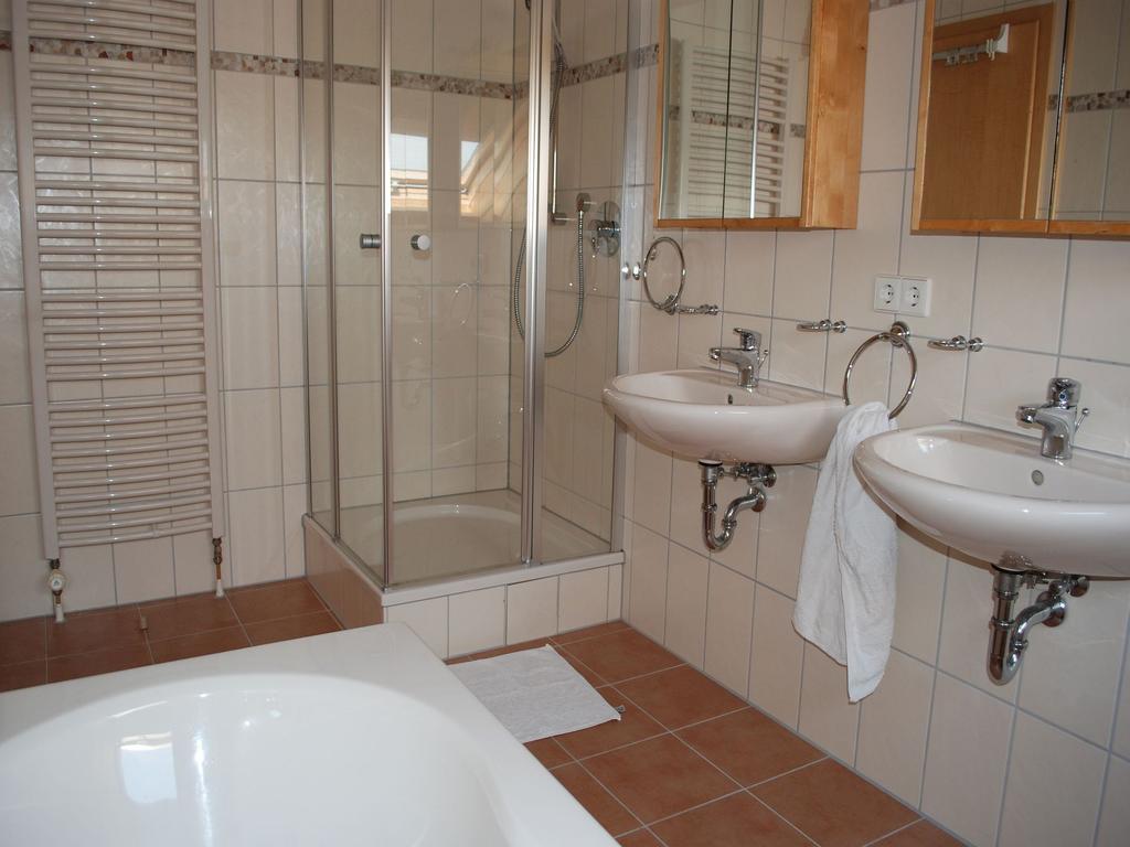 Ferienwohnung Mit Pool Straubenhardt Экстерьер фото